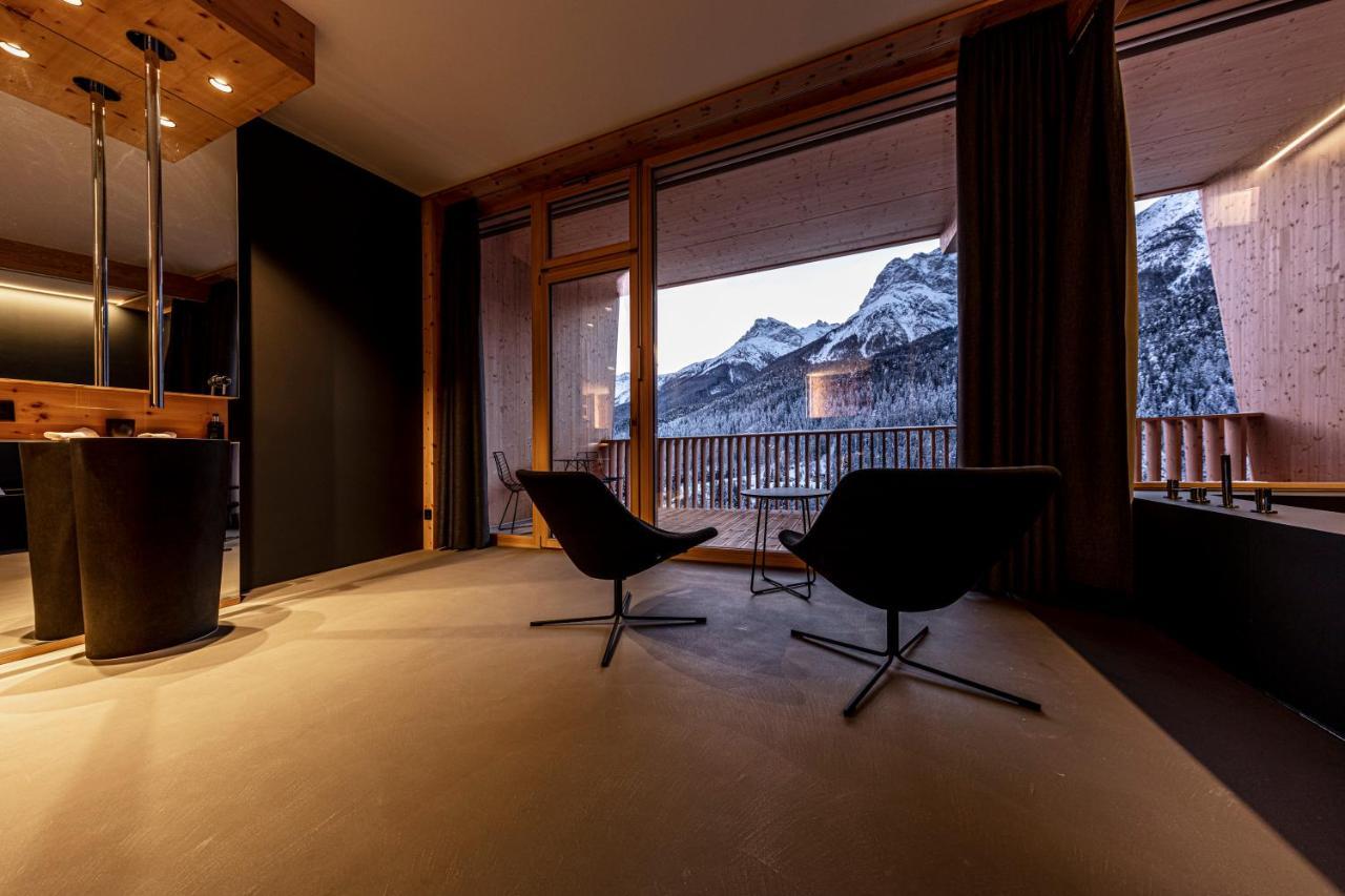 Hotel Arnica Scuol - Adults Only Buitenkant foto