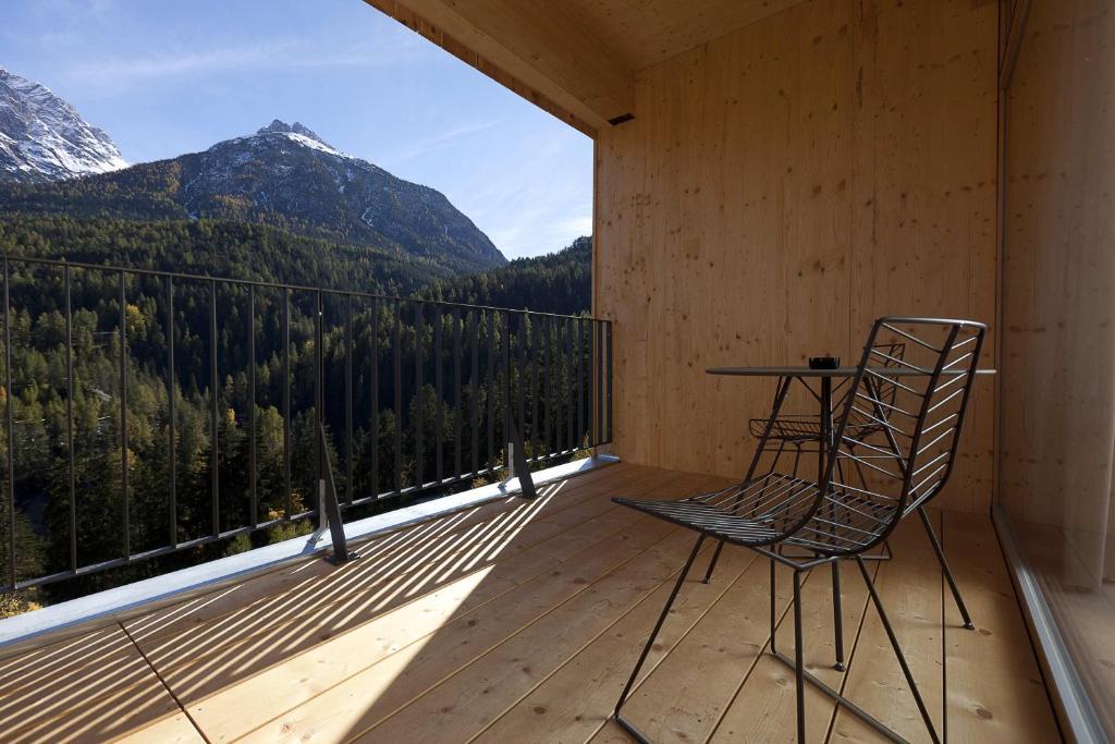 Hotel Arnica Scuol - Adults Only Buitenkant foto